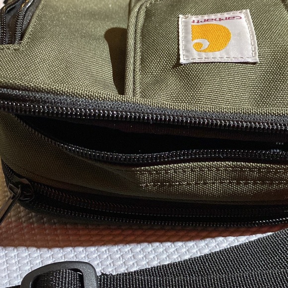 SOLD! CARHARTT cross body bag - Picture 5 of 7